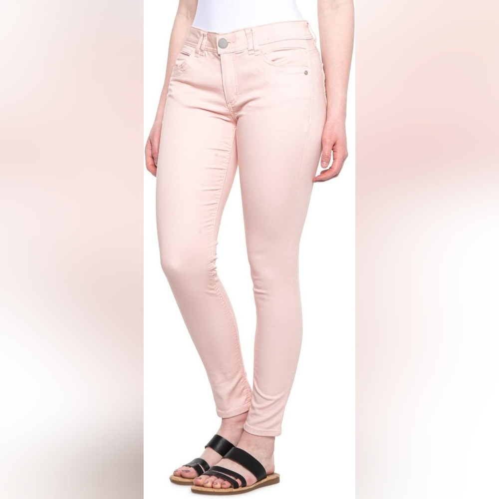 Democracy Pink "Ab" Technology Womens Skinny Jeans